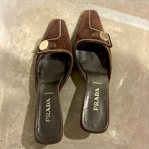 Vintage PRADA Brown Suede Kitten Heels